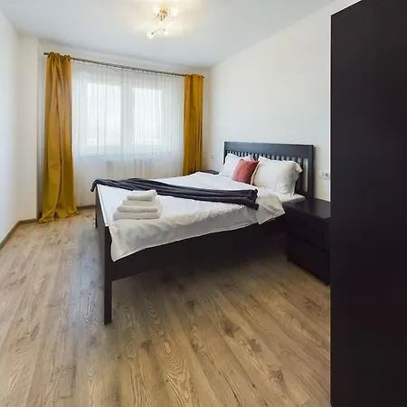 Hulu N.l.41 * Brasov